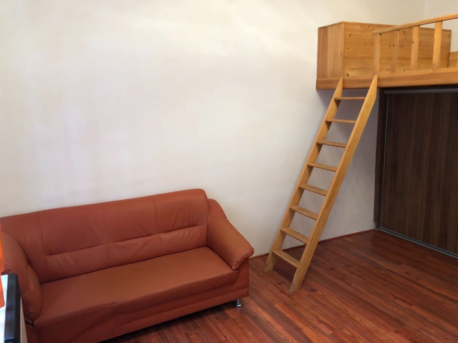 Prodej bytu 1+kk 27 m², Vlastislavova, Praha, Praha Prodej bytu 1+kk 27 m², Vlastislavova, Praha, Praha