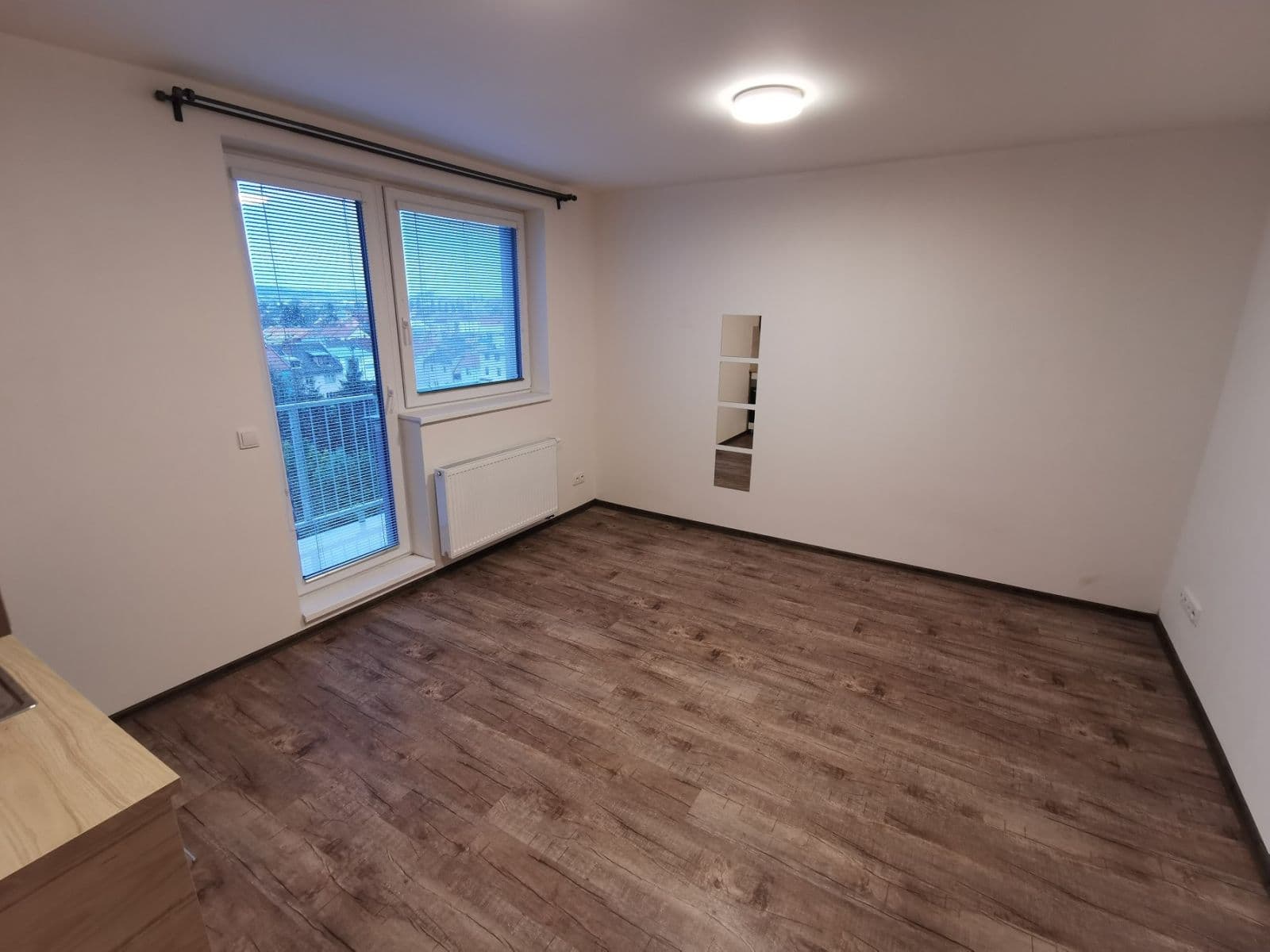 Pronájem bytu 1+kk 25 m², Mikšíčkova, Brno, Jihomoravský kraj Pronájem bytu 1+kk 25 m², Mikšíčkova, Brno, Jihomoravský kraj