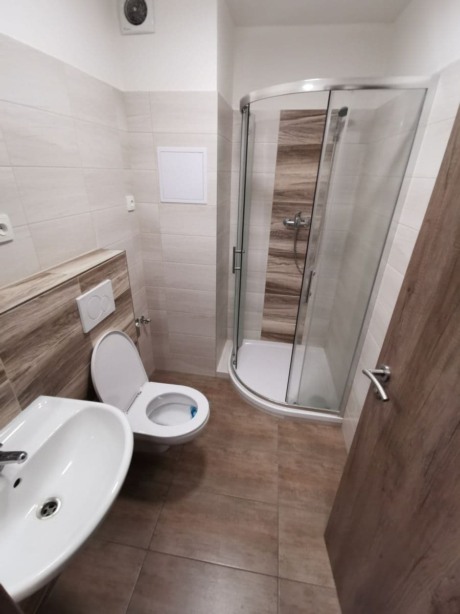 Pronájem bytu 1+kk 25 m², Mikšíčkova, Brno, Jihomoravský kraj Pronájem bytu 1+kk 25 m², Mikšíčkova, Brno, Jihomoravský kraj