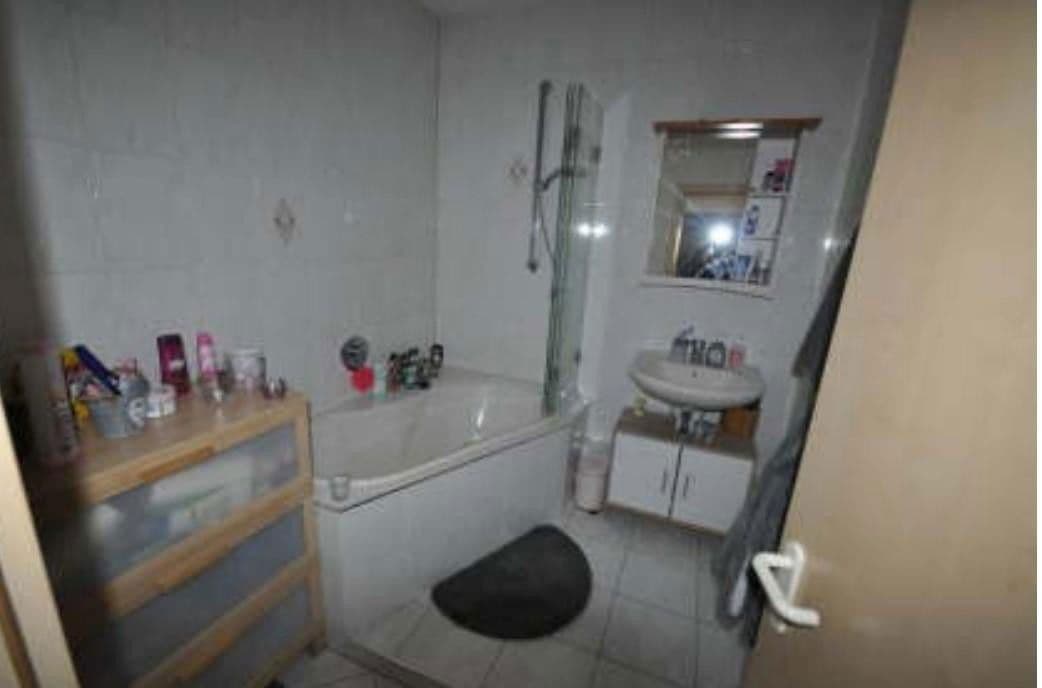 Prodej bytu 3+1 90 m², Schöneck, Hessen Prodej bytu 3+1 90 m², Schöneck, Hessen