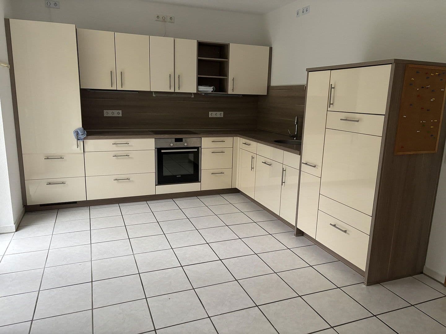 Pronájem bytu 4+1 94 m², Bodenwerder, Dolní Sasko Pronájem bytu 4+1 94 m², Bodenwerder, Dolní Sasko