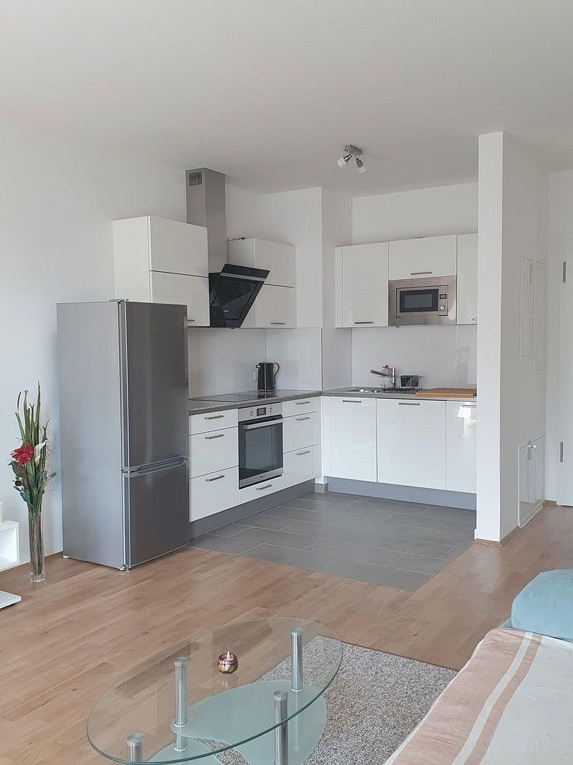 Pronájem bytu 2+1 55 m², Uhlandstraße 103a, Berlin, Berlín Pronájem bytu 2+1 55 m², Uhlandstraße 103a, Berlin, Berlín