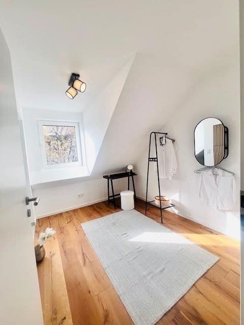 Prodej domu 110 m², pozemek 57 m², Neideckerstraße 4, Mainz, Porýní-Falc Prodej domu 110 m², pozemek 57 m², Neideckerstraße 4, Mainz, Porýní-Falc