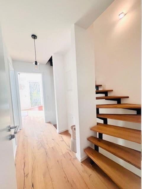 Prodej domu 110 m², pozemek 57 m², Neideckerstraße 4, Mainz, Porýní-Falc Prodej domu 110 m², pozemek 57 m², Neideckerstraße 4, Mainz, Porýní-Falc