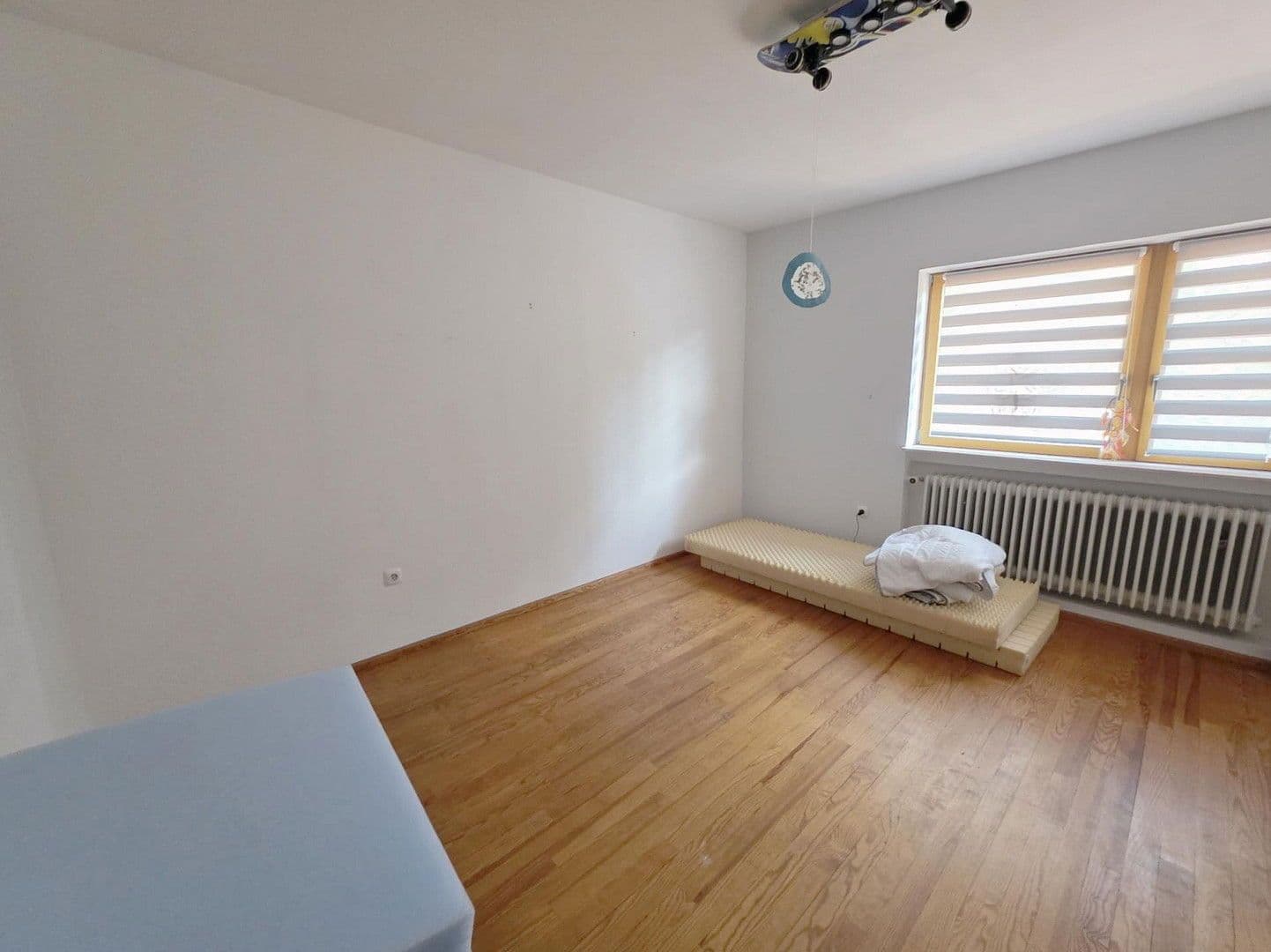 Prodej domu 173 m², pozemek 7.000 m², Rockenhausen, Porýní-Falc Prodej domu 173 m², pozemek 7.000 m², Rockenhausen, Porýní-Falc