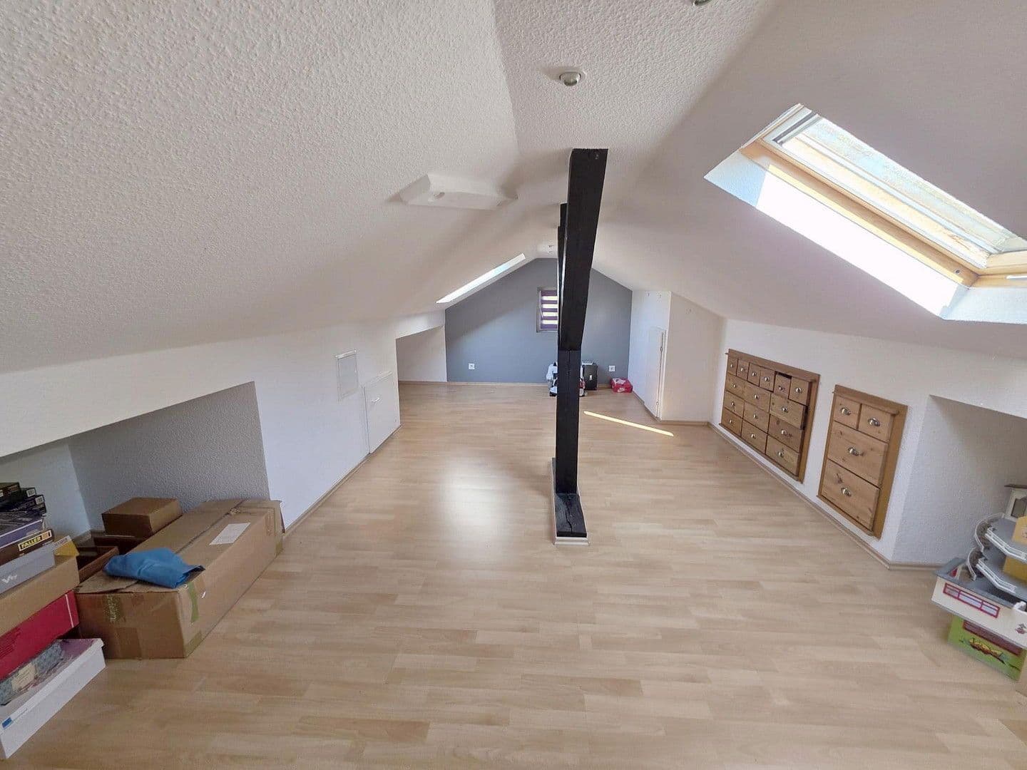 Prodej domu 173 m², pozemek 7.000 m², Rockenhausen, Porýní-Falc Prodej domu 173 m², pozemek 7.000 m², Rockenhausen, Porýní-Falc