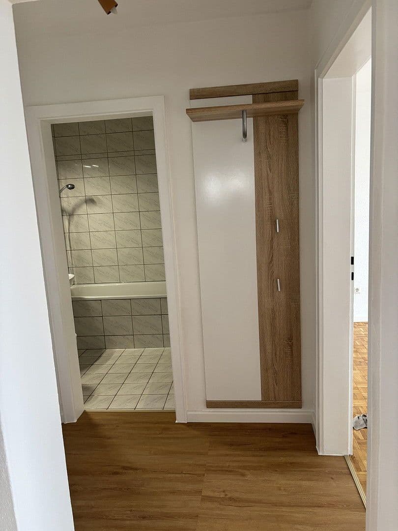 Prodej bytu 2+1 54 m², Engadiner Straße 52, München, Bavorsko Prodej bytu 2+1 54 m², Engadiner Straße 52, München, Bavorsko