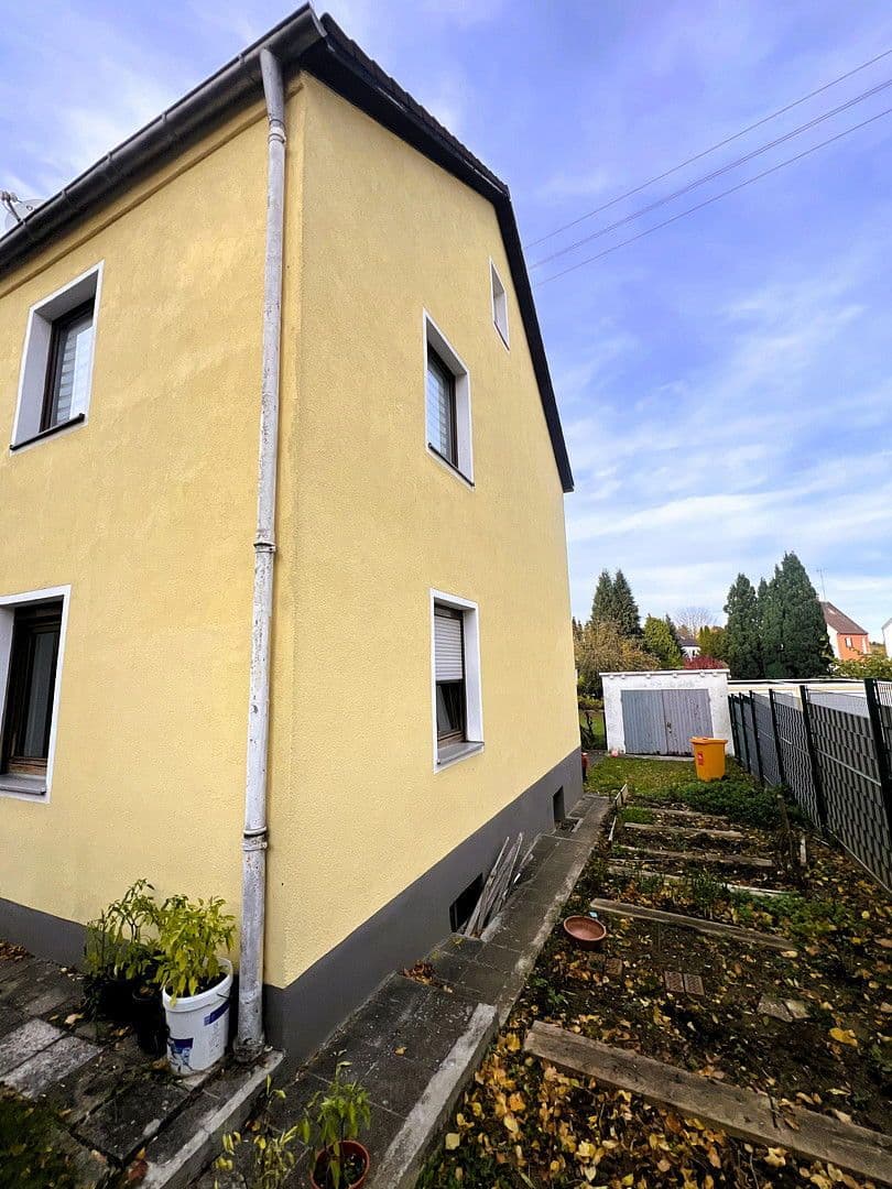 Prodej domu 187 m², pozemek 1.075 m², Augsburg, Bavorsko Prodej domu 187 m², pozemek 1.075 m², Augsburg, Bavorsko