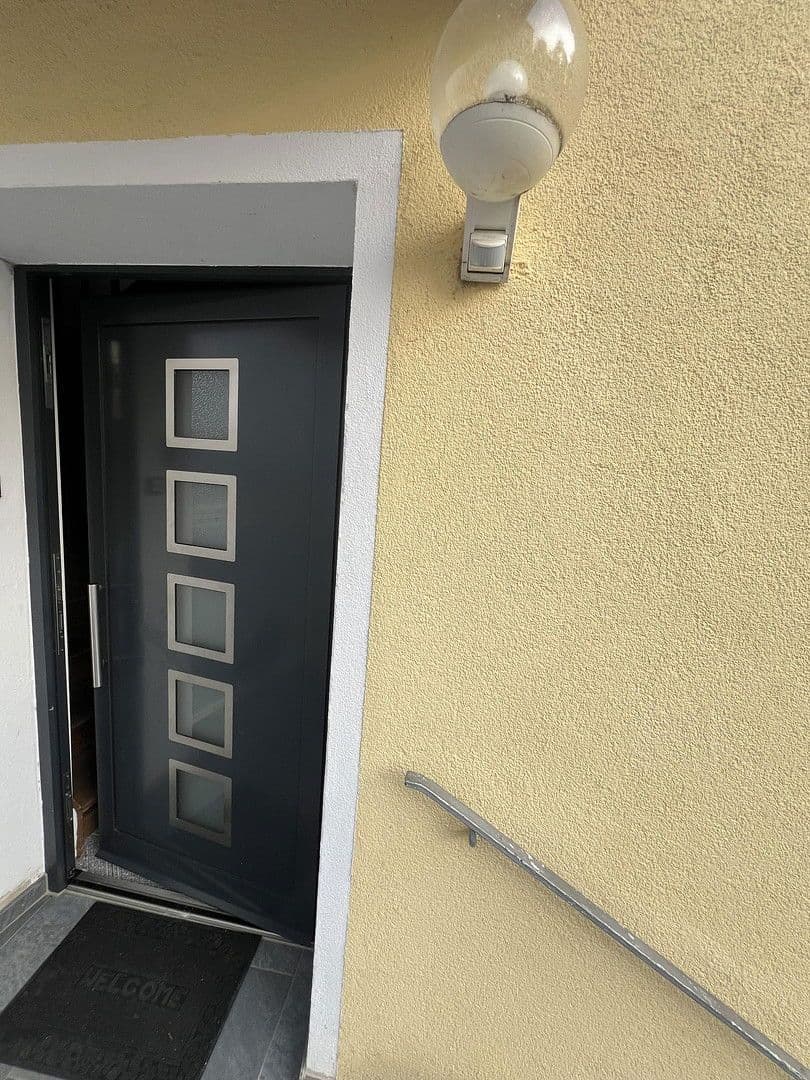 Prodej domu 187 m², pozemek 1.075 m², Augsburg, Bavorsko Prodej domu 187 m², pozemek 1.075 m², Augsburg, Bavorsko