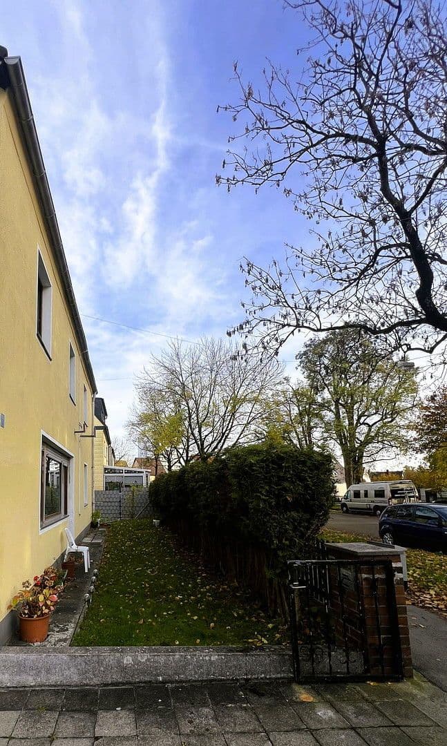 Prodej domu 187 m², pozemek 1.075 m², Augsburg, Bavorsko Prodej domu 187 m², pozemek 1.075 m², Augsburg, Bavorsko