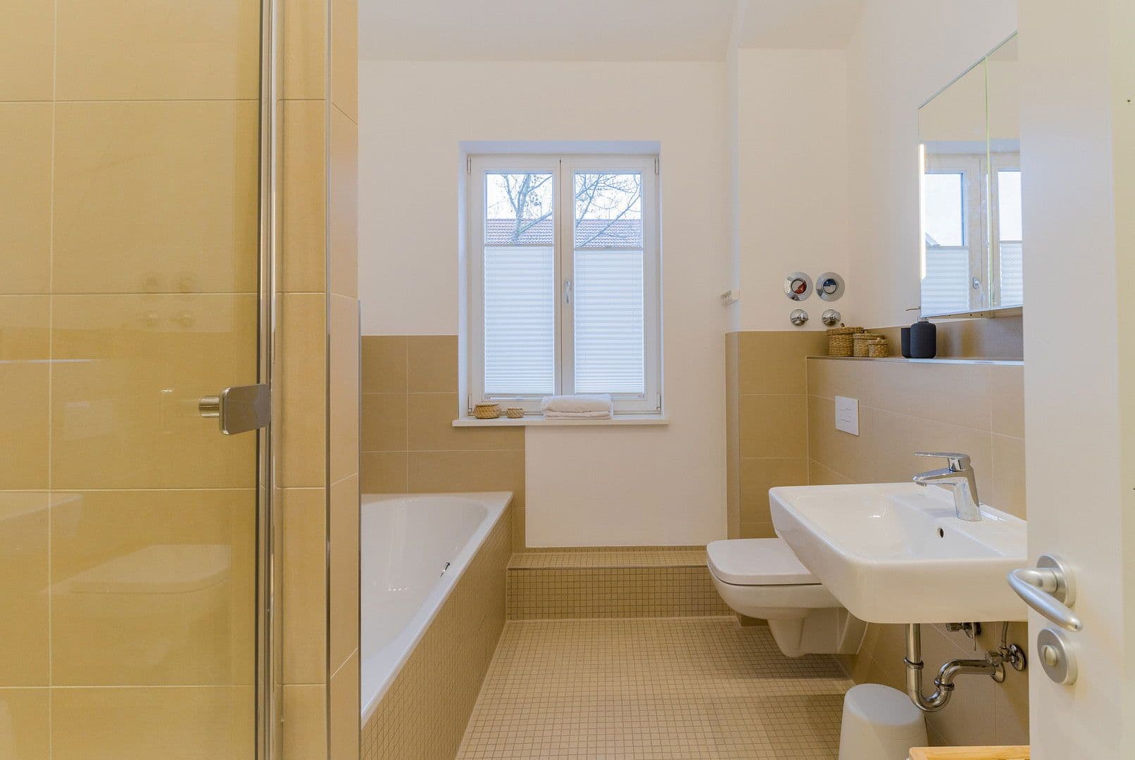 Prodej bytu 2+kk 86 m², Colbe Str. 23, Berlin Friedrichshain, Berlín Prodej bytu 2+kk 86 m², Colbe Str. 23, Berlin Friedrichshain, Berlín