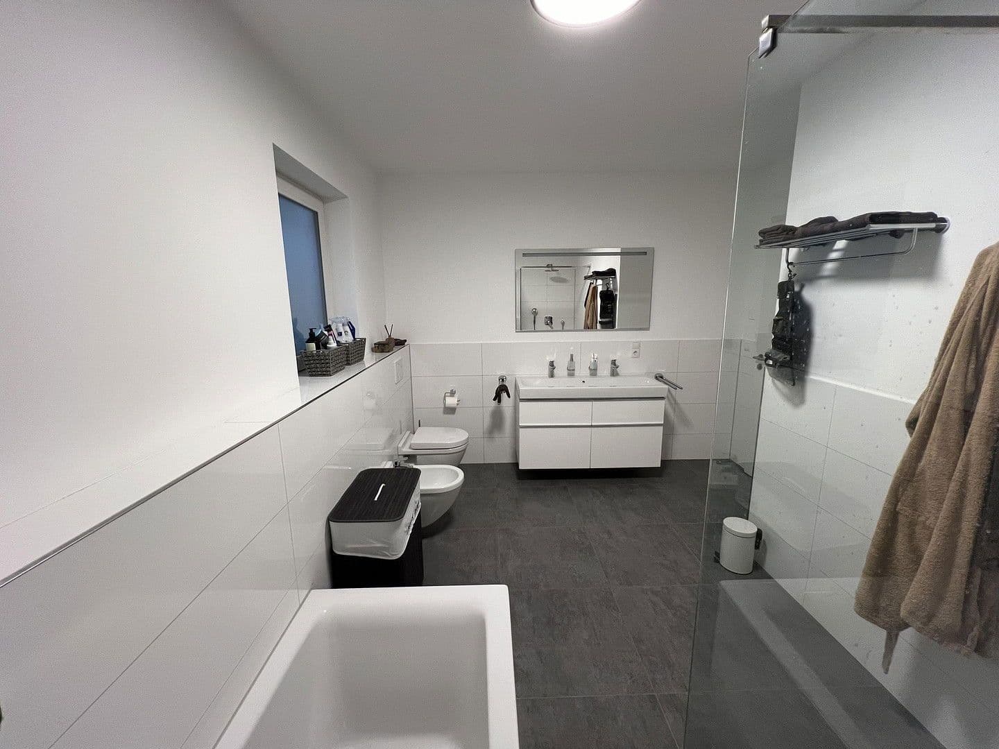 Pronájem bytu 3+kk 119 m², Zukunftsweg 28, Wachtberg, Severní Porýní-Vestfálsko Pronájem bytu 3+kk 119 m², Zukunftsweg 28, Wachtberg, Severní Porýní-Vestfálsko