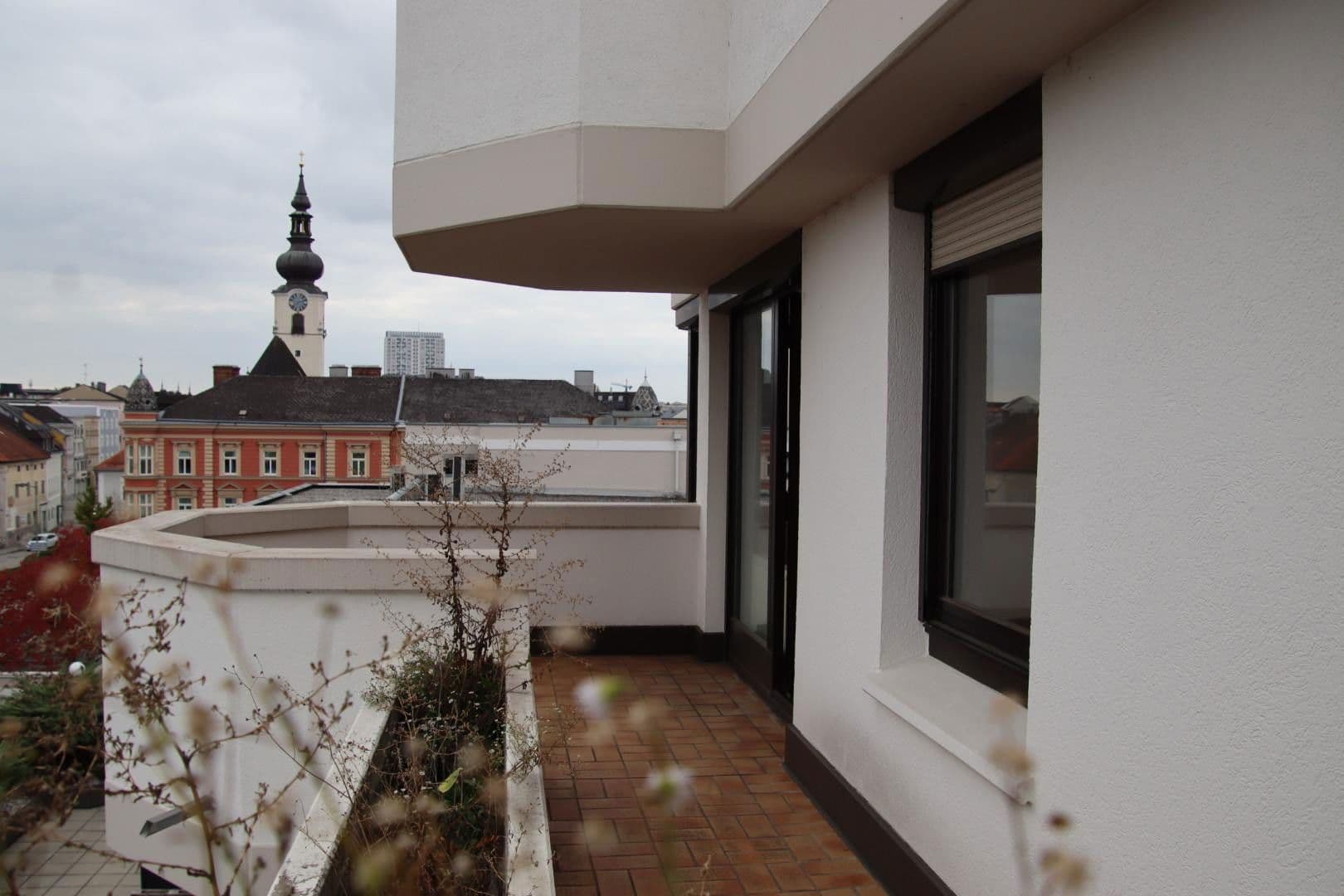 Prodej bytu 4+1 107 m², Herrengasse 2b / Adlerstraße 1, Wels, Horní Rakousko Prodej bytu 4+1 107 m², Herrengasse 2b / Adlerstraße 1, Wels, Horní Rakousko
