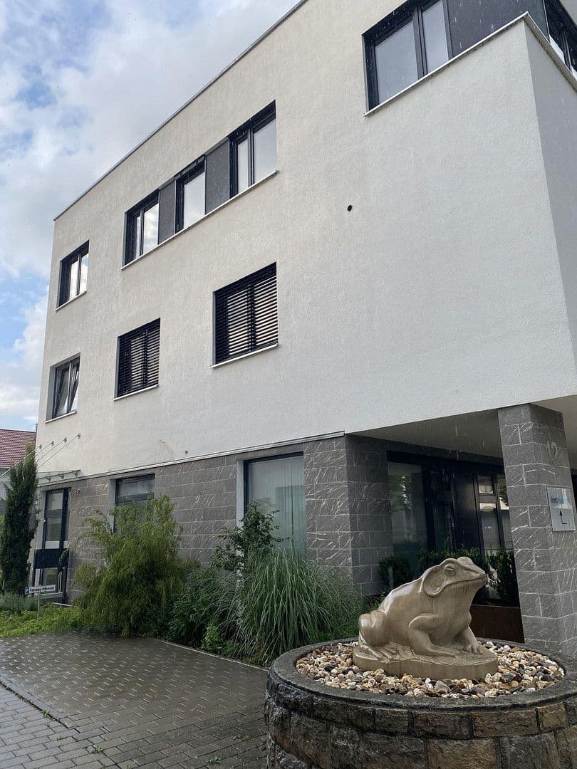 Prodej bytu 1+1 30 m², Friedrichshallerstraße 8-12, Bad Friedrichshall, Bádensko-Württembersko Prodej bytu 1+1 30 m², Friedrichshallerstraße 8-12, Bad Friedrichshall, Bádensko-Württembersko