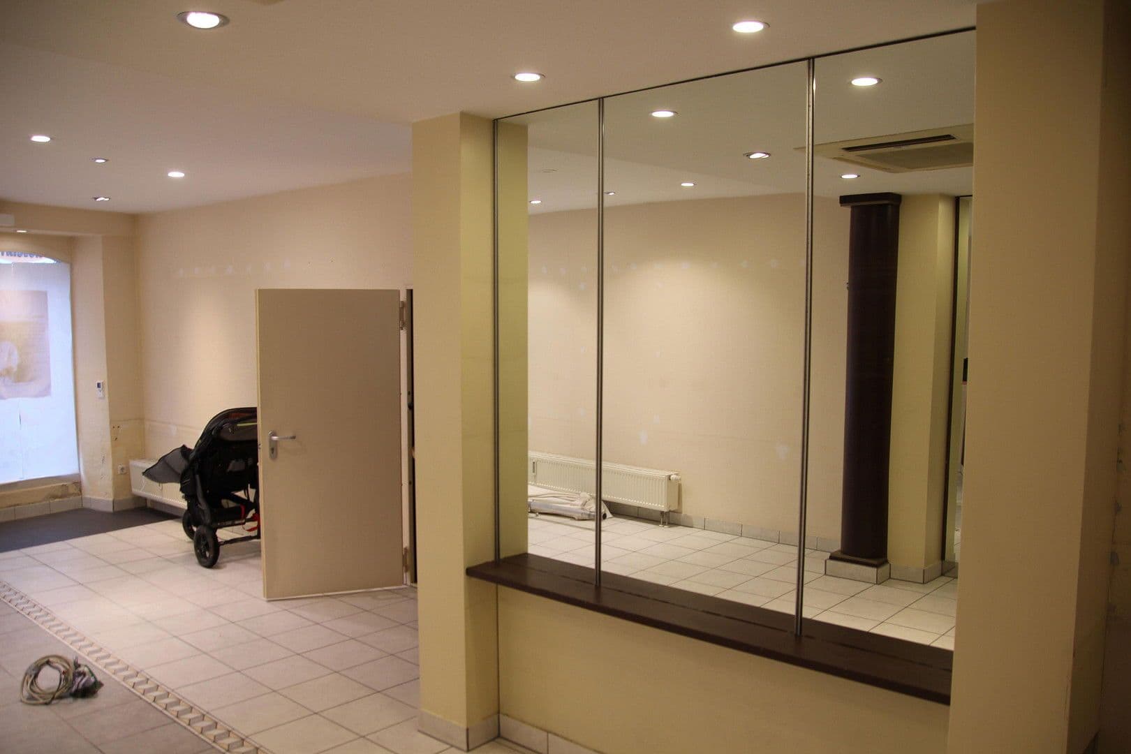 Prodej nebytového prostoru 54 m², Überlingen, Bádensko-Württembersko Prodej nebytového prostoru 54 m², Überlingen, Bádensko-Württembersko