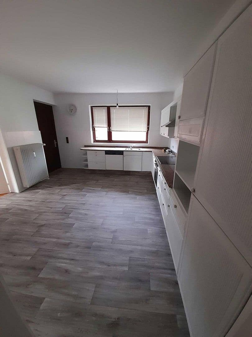 Prodej domu 380 m², pozemek 891 m², Roschdohler Weg 104, Neumünster, Šlesvicko-Holštýnsko Prodej domu 380 m², pozemek 891 m², Roschdohler Weg 104, Neumünster, Šlesvicko-Holštýnsko