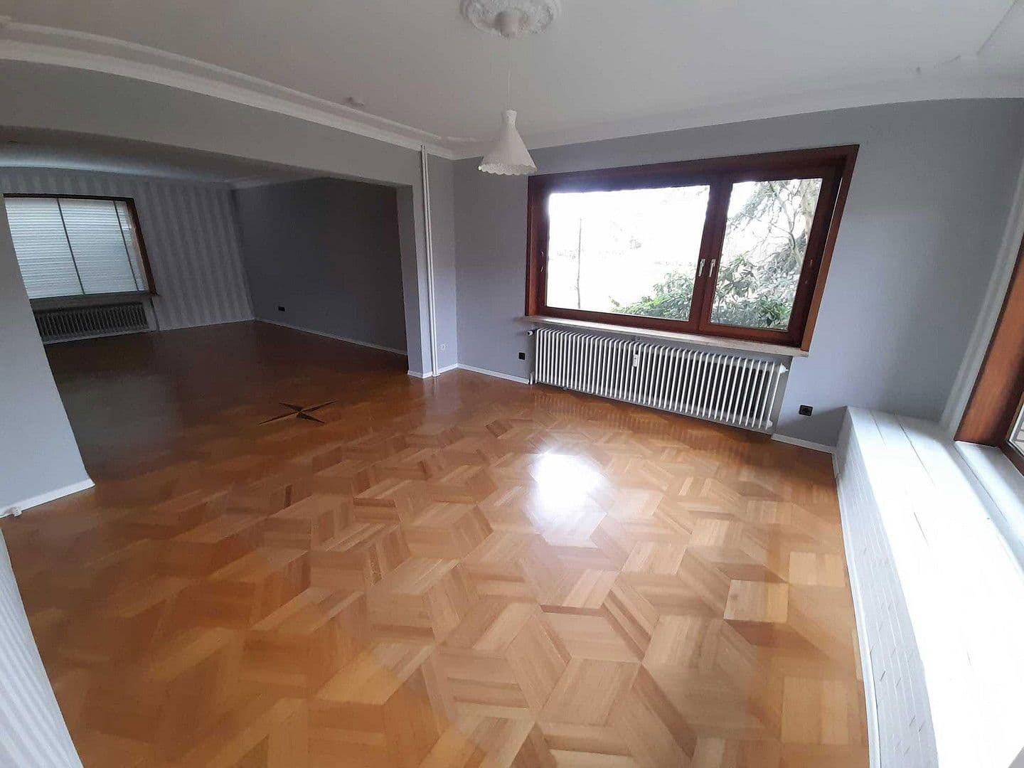 Prodej domu 380 m², pozemek 891 m², Roschdohler Weg 104, Neumünster, Šlesvicko-Holštýnsko Prodej domu 380 m², pozemek 891 m², Roschdohler Weg 104, Neumünster, Šlesvicko-Holštýnsko