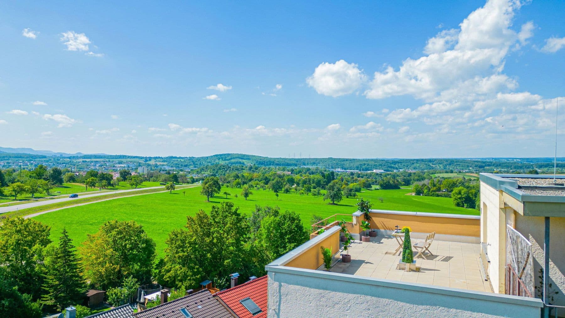 Pronájem bytu 1+kk 64 m², Metzingen, Bádensko-Württembersko Pronájem bytu 1+kk 64 m², Metzingen, Bádensko-Württembersko