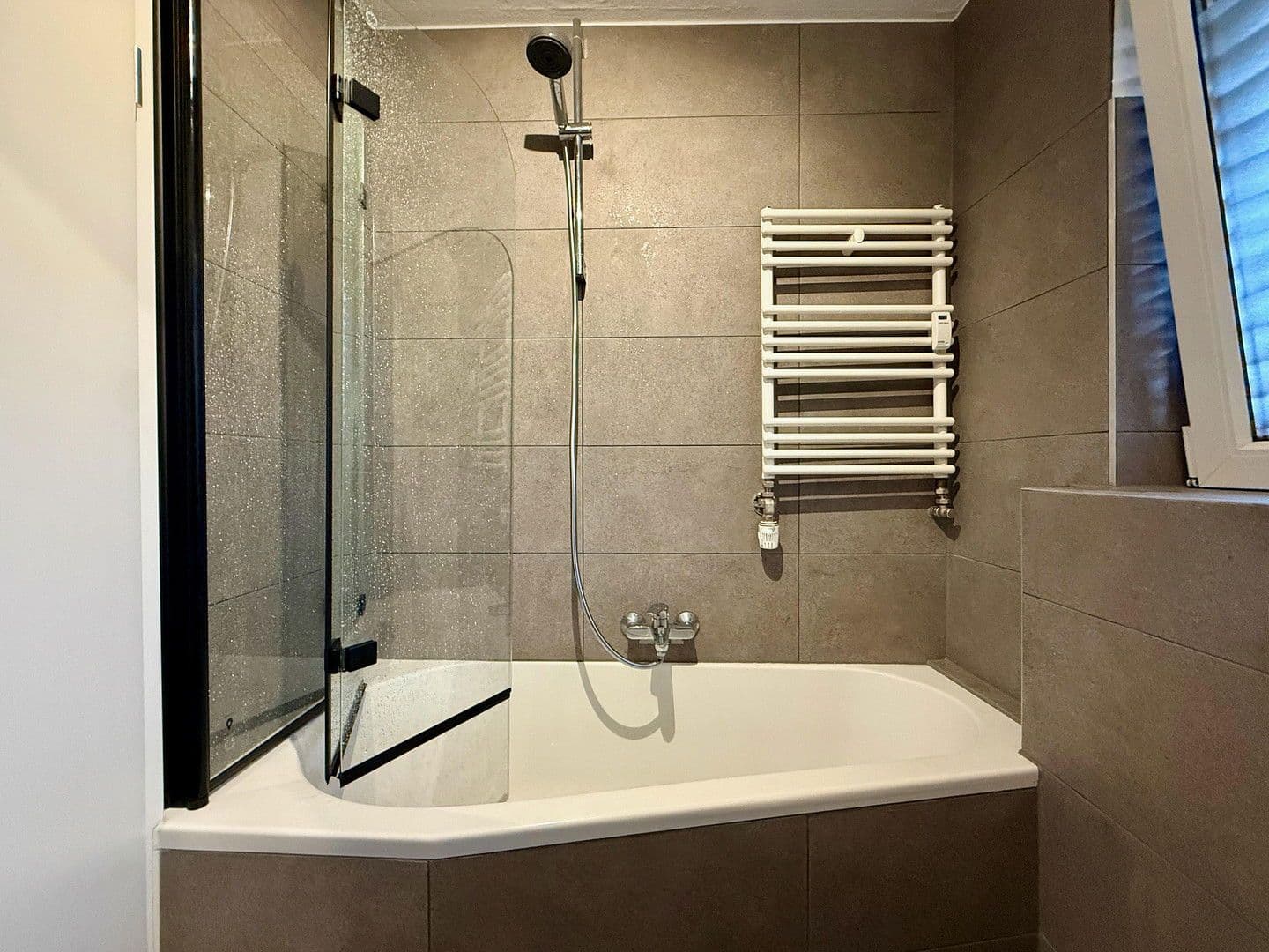 Pronájem bytu 1+kk 64 m², Metzingen, Bádensko-Württembersko Pronájem bytu 1+kk 64 m², Metzingen, Bádensko-Württembersko