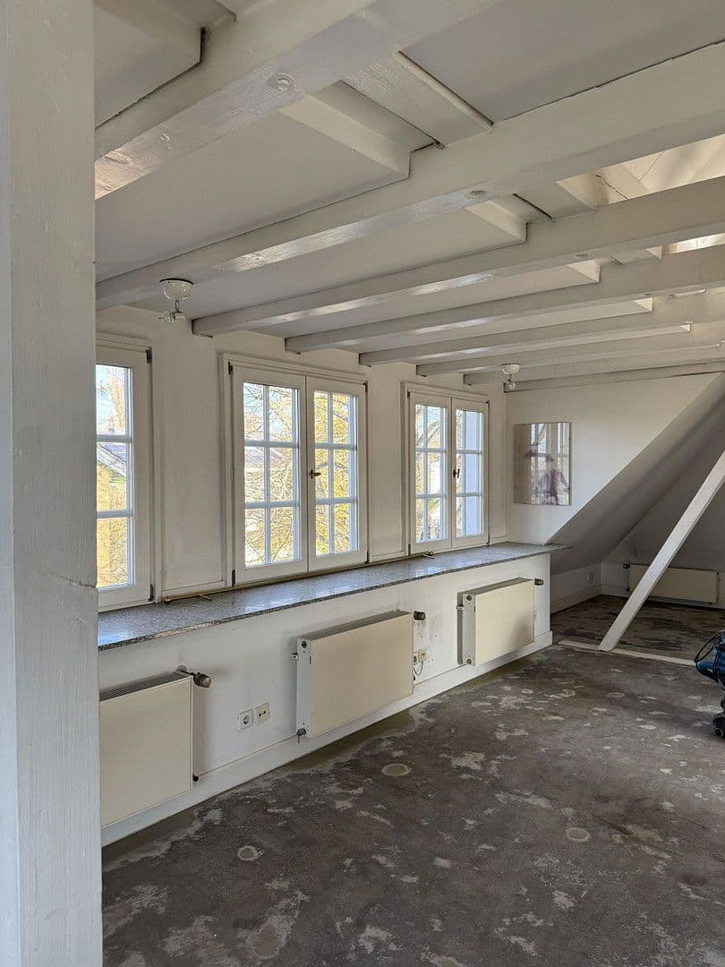 Pronájem bytu 2+1 49 m², Düsseldorf, Severní Porýní-Vestfálsko Pronájem bytu 2+1 49 m², Düsseldorf, Severní Porýní-Vestfálsko