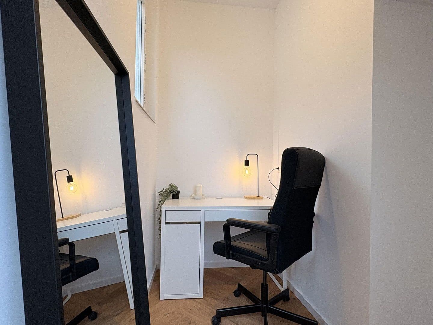 Pronájem bytu 4+1 96 m², Hartingstraße 4, Wiesbaden, Hessen Pronájem bytu 4+1 96 m², Hartingstraße 4, Wiesbaden, Hessen