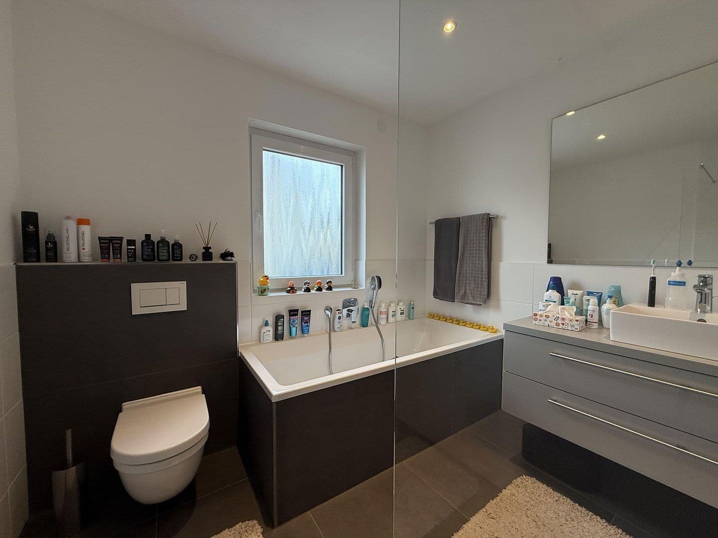 Prodej bytu 3+1 106 m², Niedernhausener Weg 12, Idstein, Hessen Prodej bytu 3+1 106 m², Niedernhausener Weg 12, Idstein, Hessen