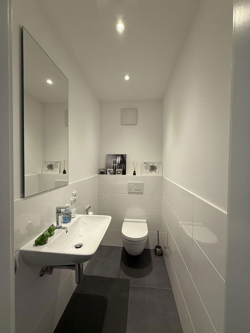 Prodej bytu 3+1 106 m², Niedernhausener Weg 12, Idstein, Hessen Prodej bytu 3+1 106 m², Niedernhausener Weg 12, Idstein, Hessen