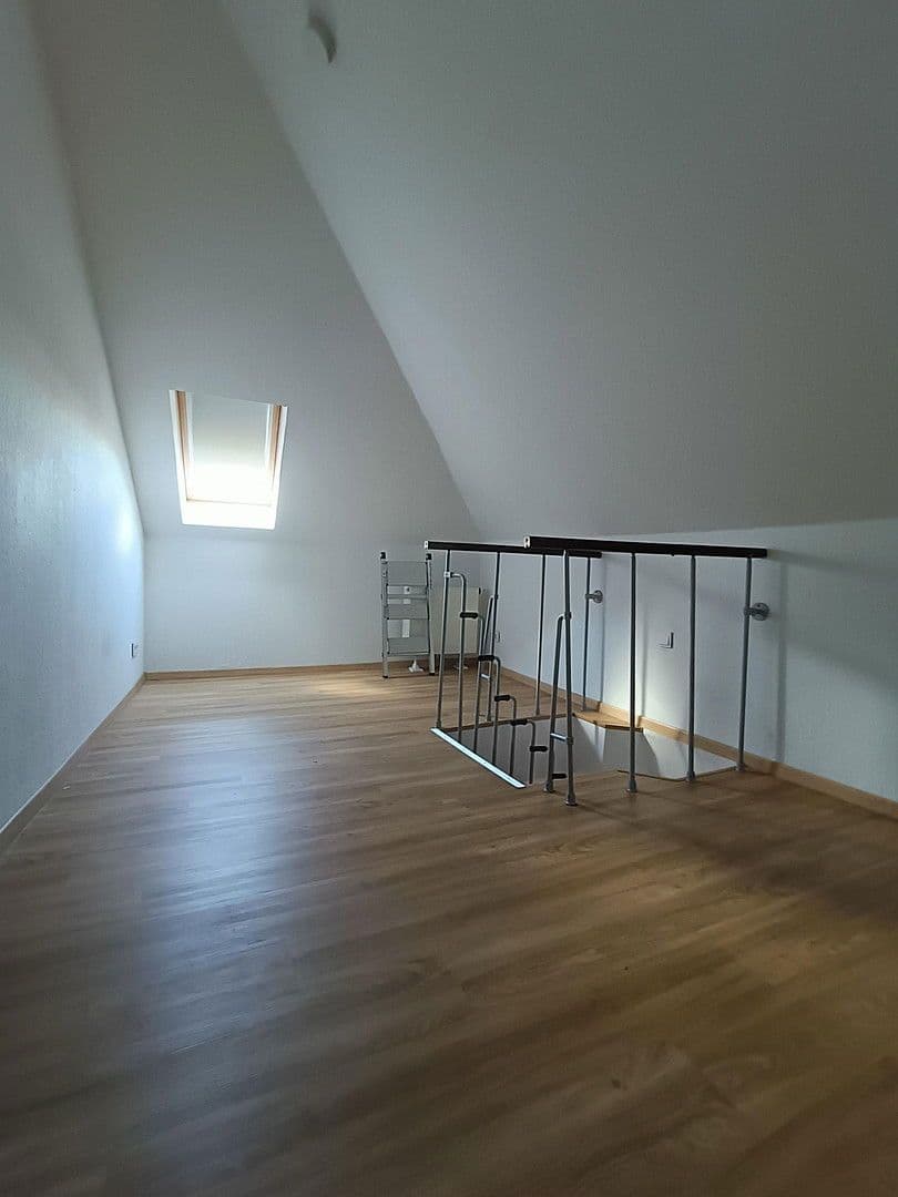 Pronájem bytu 3+1 85 m², Wilhelmstraße 37a, Lüdenscheid, Severní Porýní-Vestfálsko Pronájem bytu 3+1 85 m², Wilhelmstraße 37a, Lüdenscheid, Severní Porýní-Vestfálsko