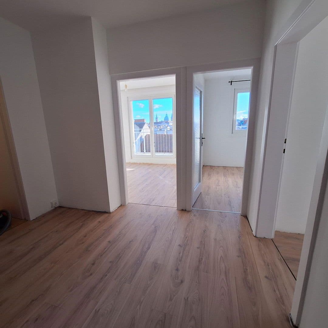 Prodej bytu 3+1 60 m², Wien, Wien Prodej bytu 3+1 60 m², Wien, Wien