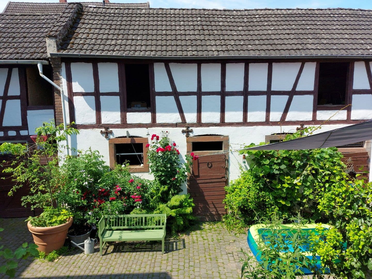 Pronájem domu 257 m², pozemek 509 m², Schöneck, Hessen Pronájem domu 257 m², pozemek 509 m², Schöneck, Hessen