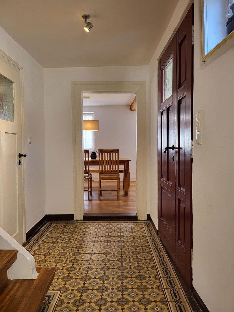 Pronájem domu 257 m², pozemek 509 m², Schöneck, Hessen Pronájem domu 257 m², pozemek 509 m², Schöneck, Hessen