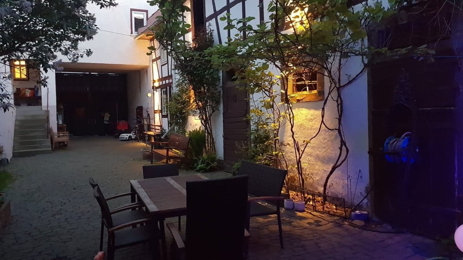 Pronájem domu 257 m², pozemek 509 m², Schöneck, Hessen Pronájem domu 257 m², pozemek 509 m², Schöneck, Hessen