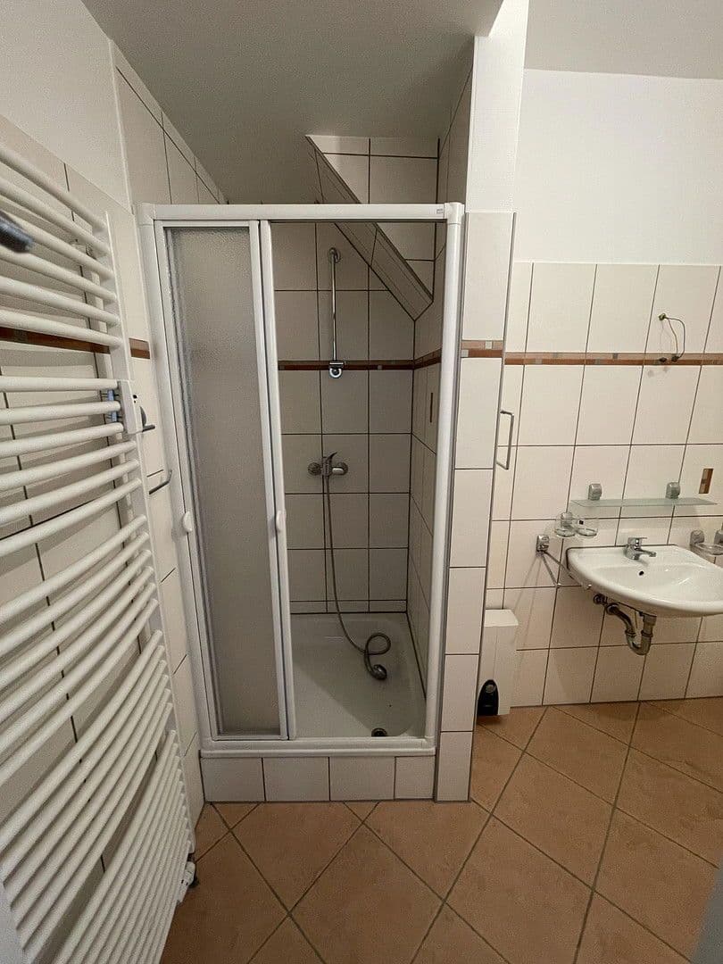 Pronájem bytu 3+1 88 m², Schillerplatz 7, Ludwigshafen, Porýní-Falc Pronájem bytu 3+1 88 m², Schillerplatz 7, Ludwigshafen, Porýní-Falc