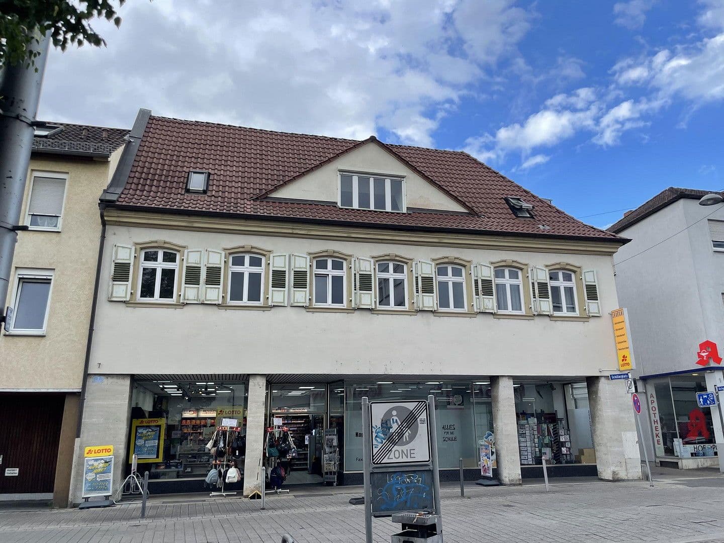 Pronájem bytu 3+1 88 m², Schillerplatz 7, Ludwigshafen, Porýní-Falc Pronájem bytu 3+1 88 m², Schillerplatz 7, Ludwigshafen, Porýní-Falc