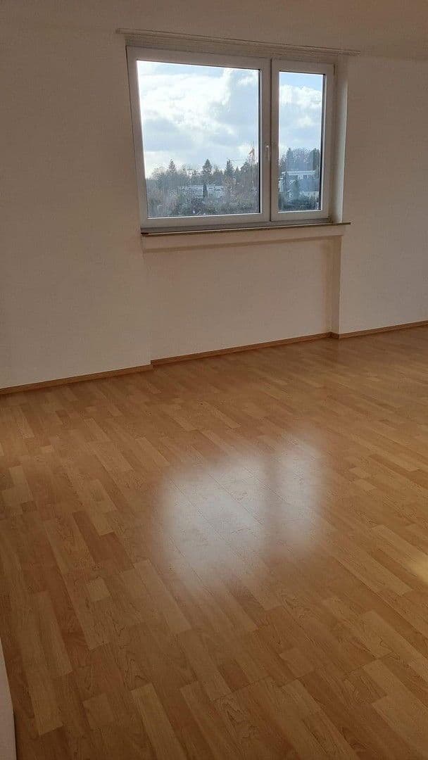 Prodej bytu 3+1 83 m², Bonn, Severní Porýní-Vestfálsko Prodej bytu 3+1 83 m², Bonn, Severní Porýní-Vestfálsko