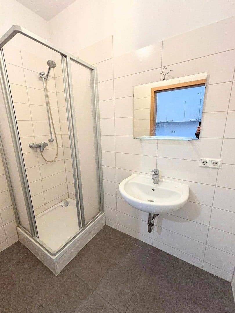 Pronájem bytu 3+1 73 m², Bandwirker Straße 12, Magdeburg, Sasko-Anhaltsko Pronájem bytu 3+1 73 m², Bandwirker Straße 12, Magdeburg, Sasko-Anhaltsko