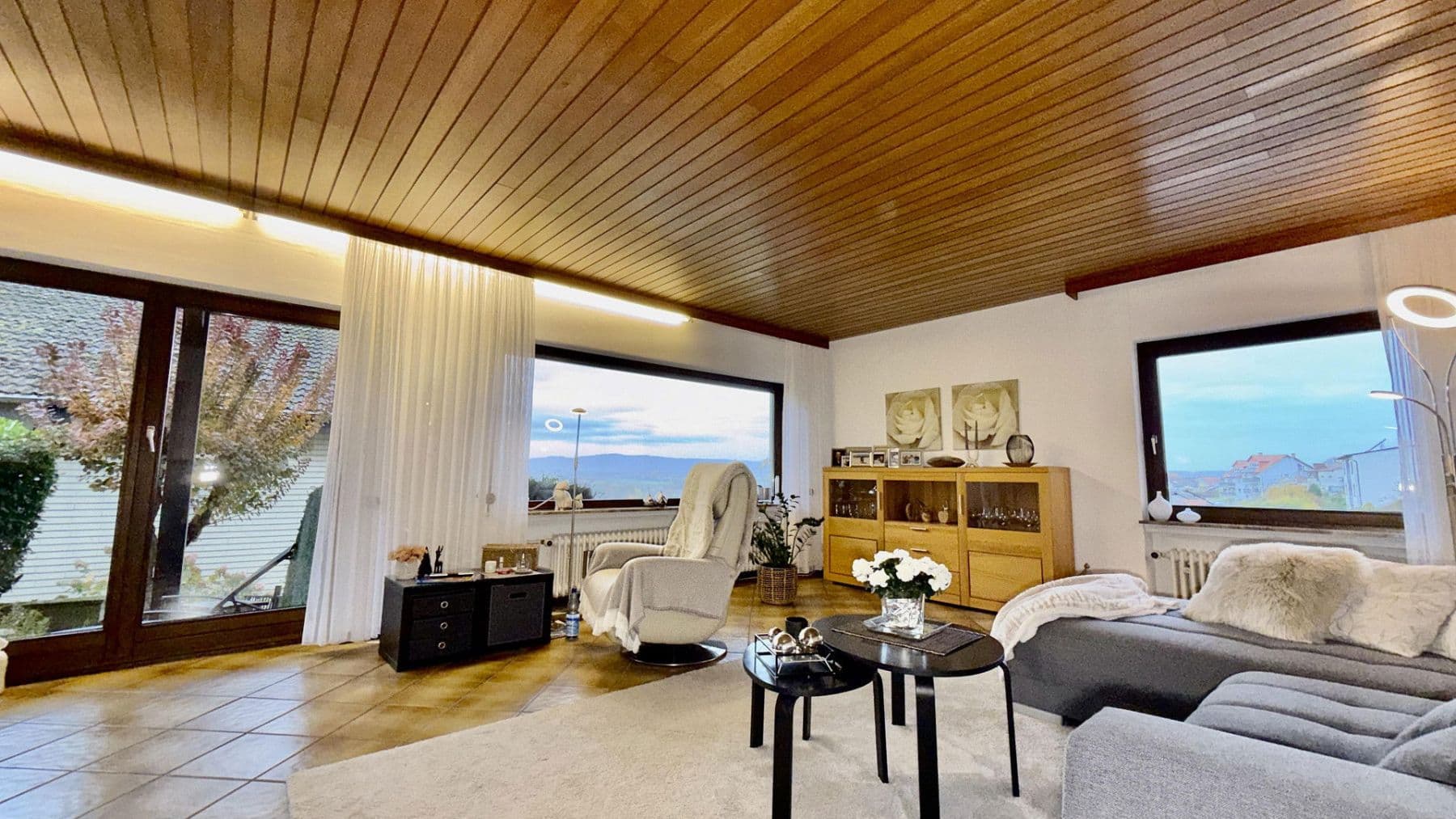 Prodej domu 232 m², pozemek 642 m², Am Wingert, Rockenberg, Hessen Prodej domu 232 m², pozemek 642 m², Am Wingert, Rockenberg, Hessen