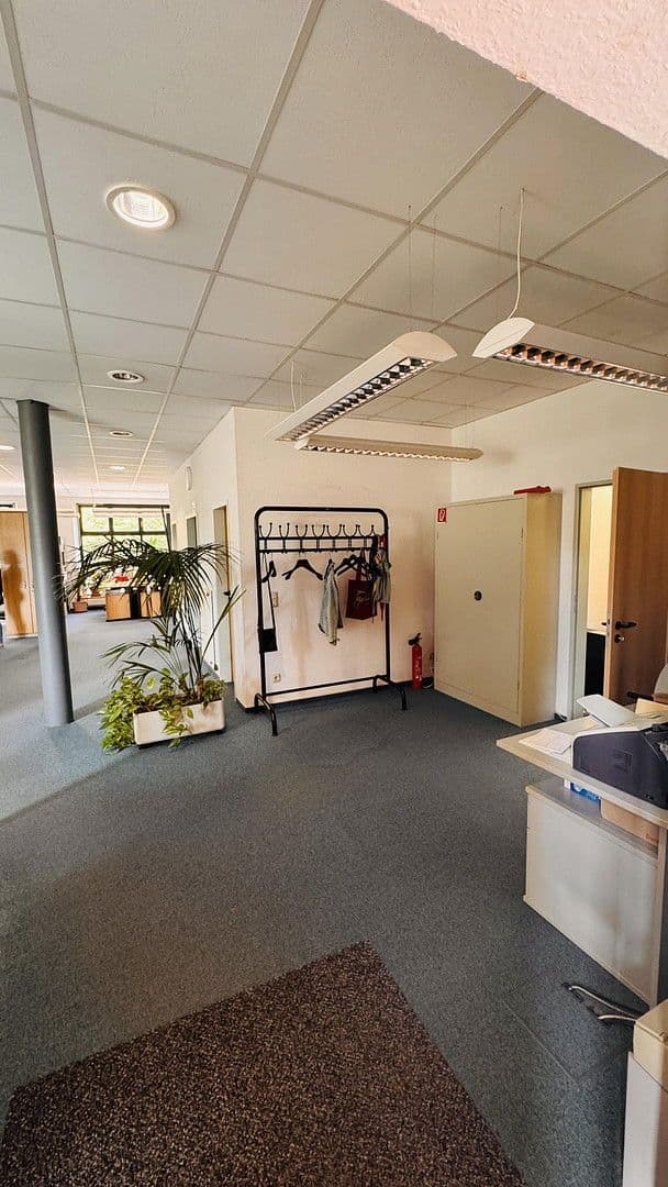 Pronájem kanceláře 80 m², Marienstr. 4, Nové Střelice, Mecklenburg-Vorpommern Pronájem kanceláře 80 m², Marienstr. 4, Nové Střelice, Mecklenburg-Vorpommern