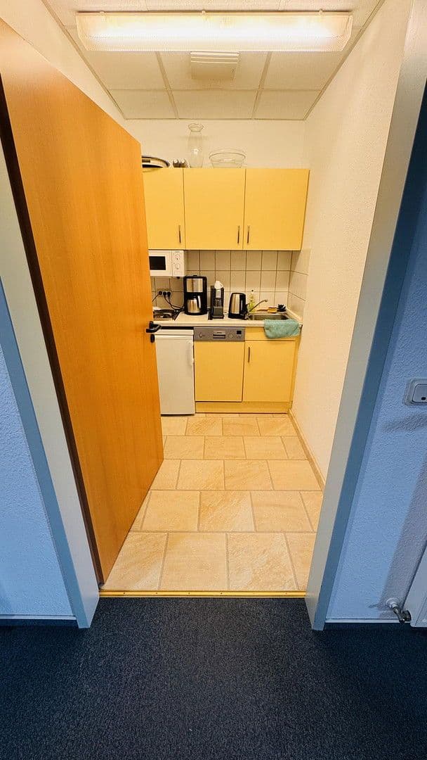 Pronájem kanceláře 80 m², Marienstr. 4, Nové Střelice, Mecklenburg-Vorpommern Pronájem kanceláře 80 m², Marienstr. 4, Nové Střelice, Mecklenburg-Vorpommern