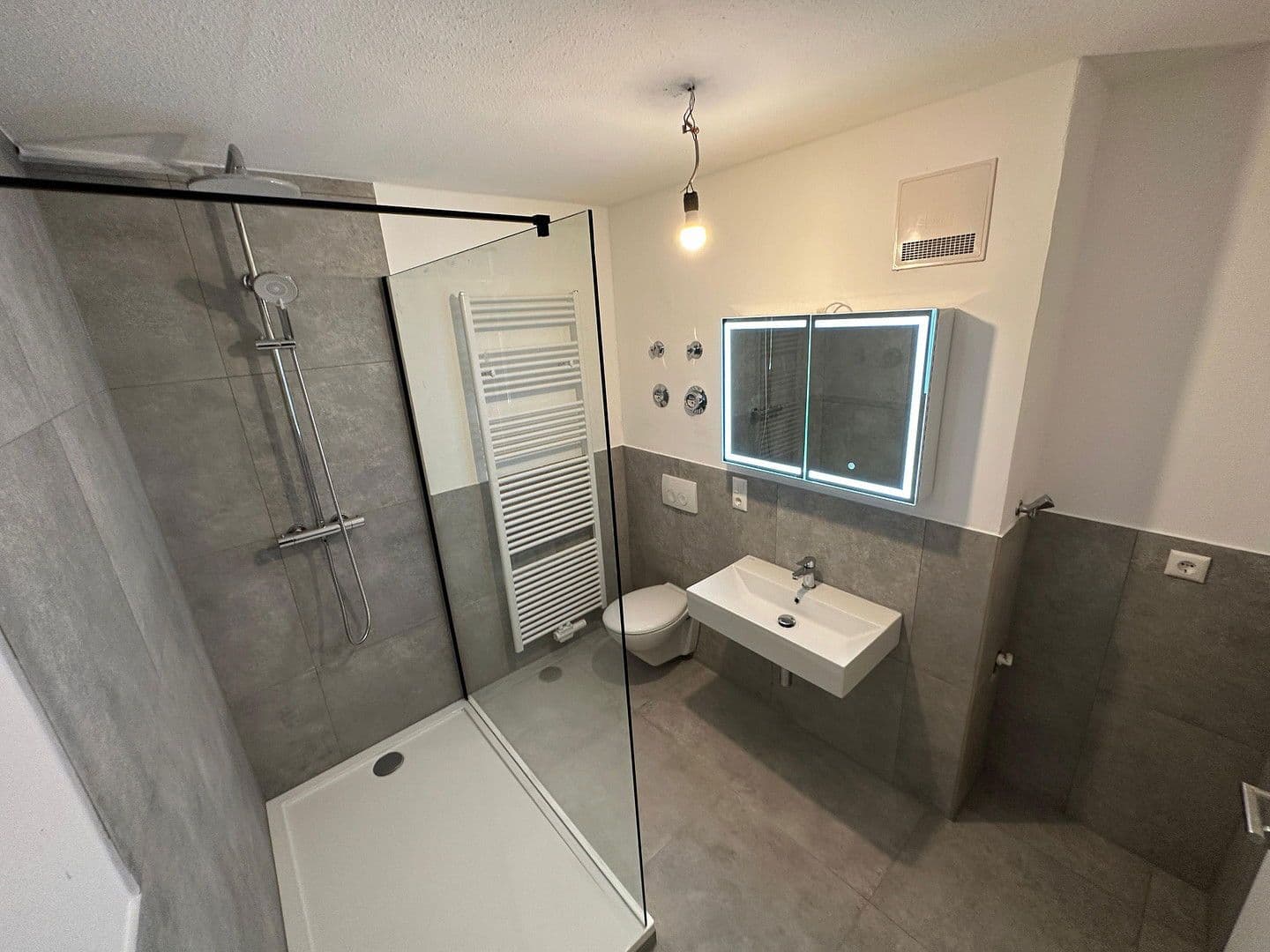 Pronájem bytu 2+1 60 m², Pocking, Bavorsko Pronájem bytu 2+1 60 m², Pocking, Bavorsko