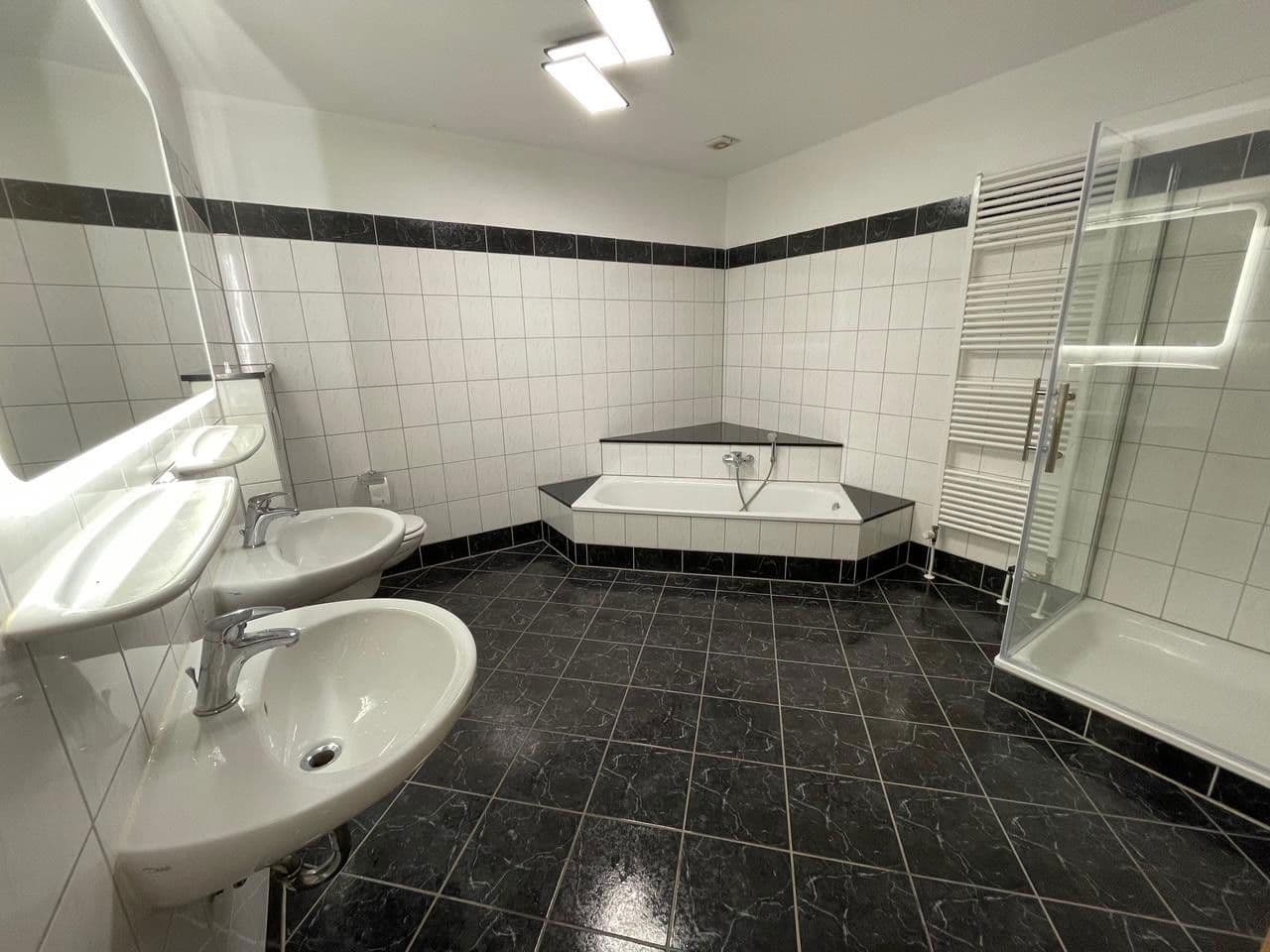 Pronájem bytu 3+1 98 m², Bremer Straße 2, Löningen, Dolní Sasko Pronájem bytu 3+1 98 m², Bremer Straße 2, Löningen, Dolní Sasko