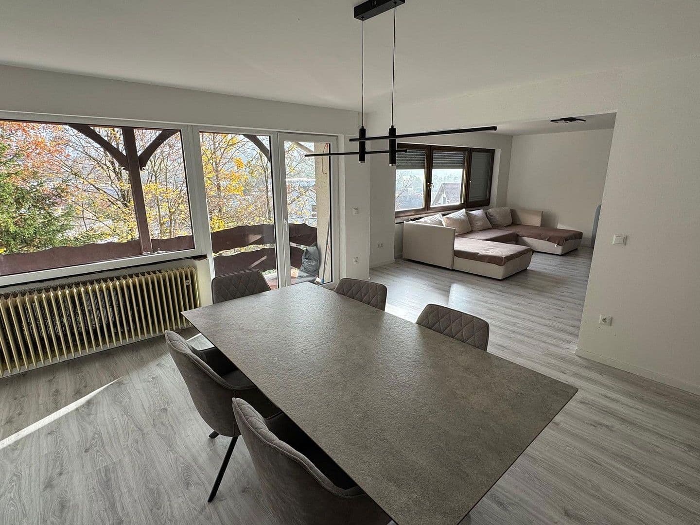 Prodej domu 180 m², pozemek 730 m², Nibelungenstraße 2, Obernburg am Main, Bavorsko Prodej domu 180 m², pozemek 730 m², Nibelungenstraße 2, Obernburg am Main, Bavorsko