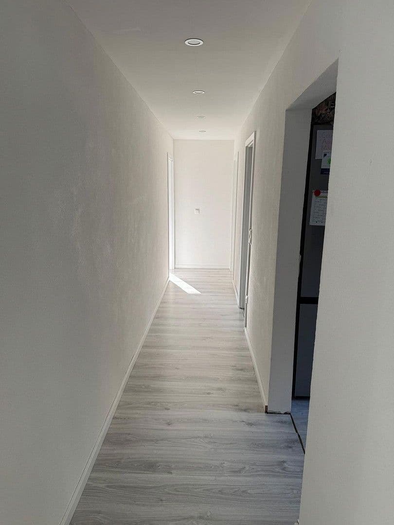 Prodej domu 180 m², pozemek 730 m², Nibelungenstraße 2, Obernburg am Main, Bavorsko Prodej domu 180 m², pozemek 730 m², Nibelungenstraße 2, Obernburg am Main, Bavorsko