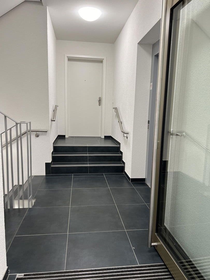 Pronájem bytu 3+1 88 m², Mannheim, Bádensko-Württembersko Pronájem bytu 3+1 88 m², Mannheim, Bádensko-Württembersko