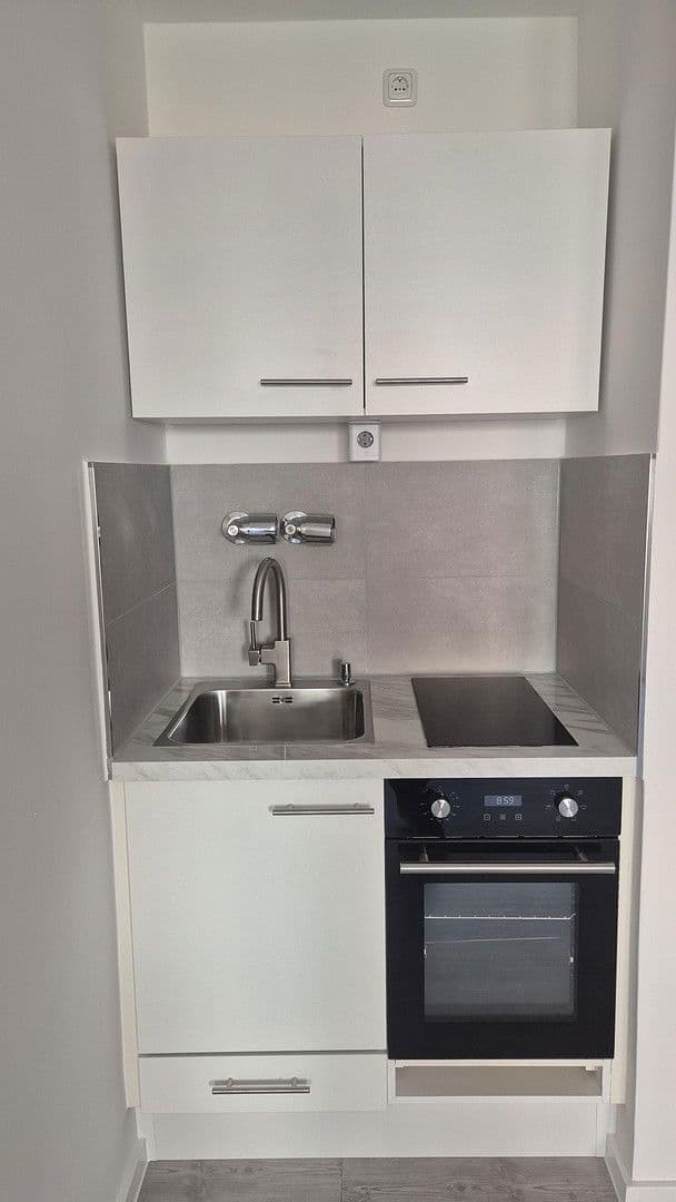 Pronájem bytu 1+1 28 m², München, Bavorsko Pronájem bytu 1+1 28 m², München, Bavorsko