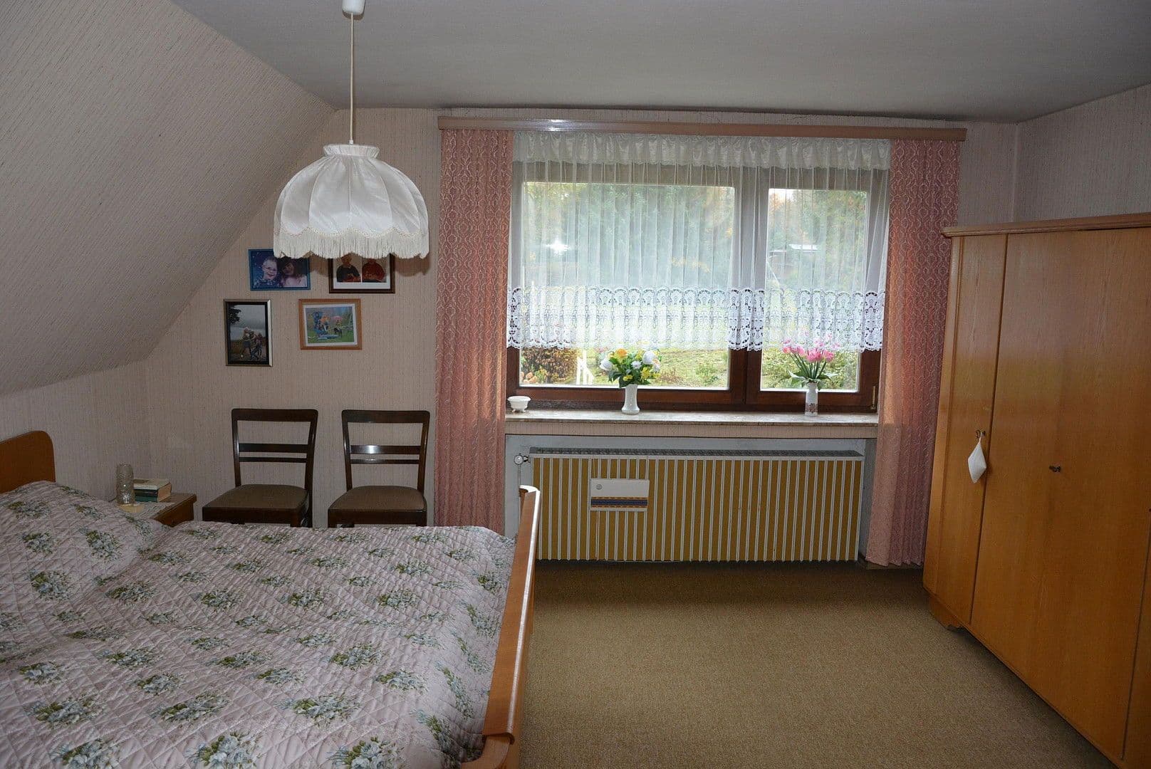 Pronájem domu 140 m², pozemek 1.000 m², Bad Oeynhausen, Severní Porýní-Vestfálsko Pronájem domu 140 m², pozemek 1.000 m², Bad Oeynhausen, Severní Porýní-Vestfálsko