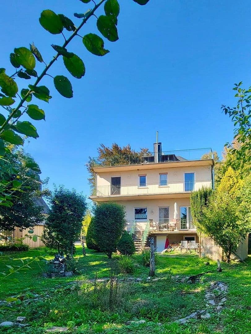 Prodej domu 245 m², pozemek 2.500 m², Woppenroth, Porýní-Falc Prodej domu 245 m², pozemek 2.500 m², Woppenroth, Porýní-Falc