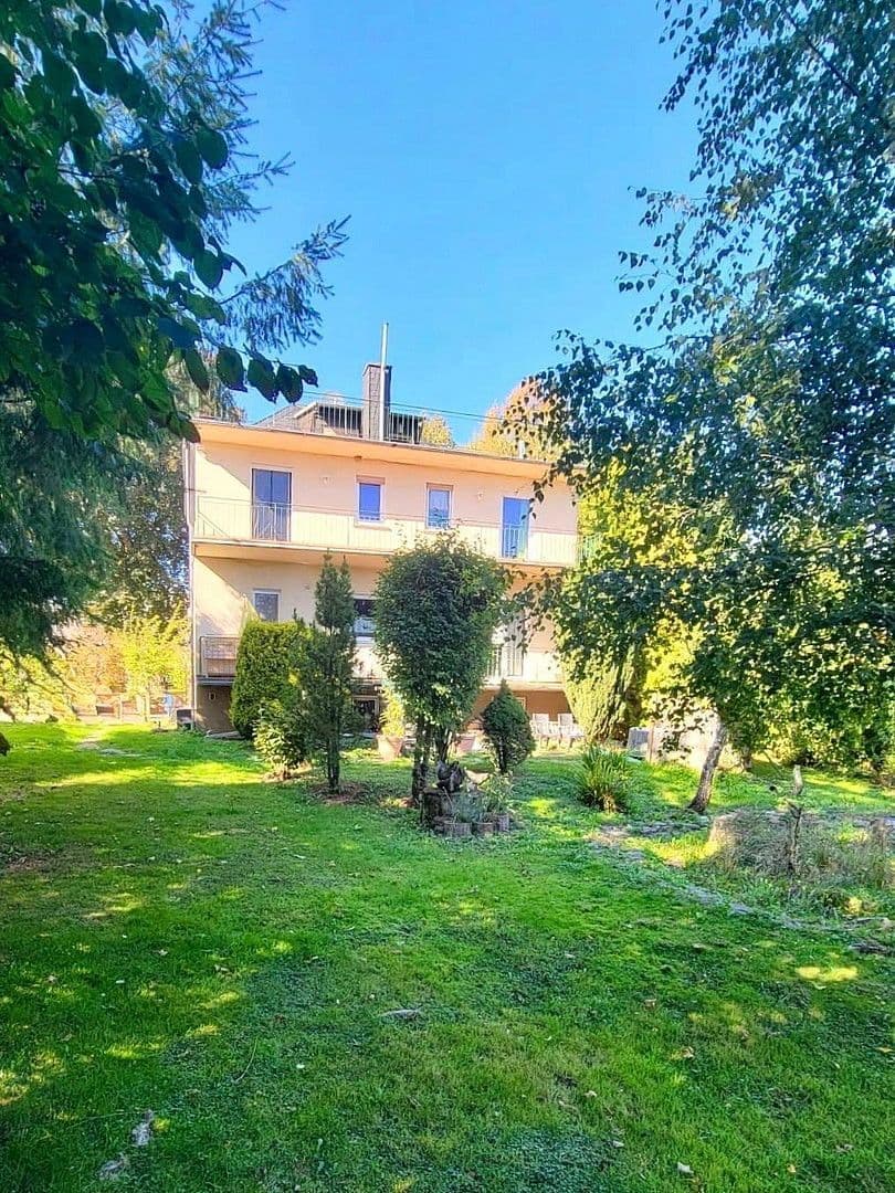 Prodej domu 245 m², pozemek 2.500 m², Woppenroth, Porýní-Falc Prodej domu 245 m², pozemek 2.500 m², Woppenroth, Porýní-Falc