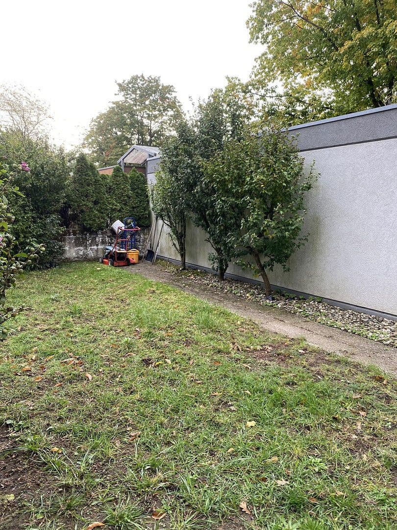 Pronájem bytu 1+1 29 m², Stresemannstraße 15, Karlsruhe, Bádensko-Württembersko Pronájem bytu 1+1 29 m², Stresemannstraße 15, Karlsruhe, Bádensko-Württembersko