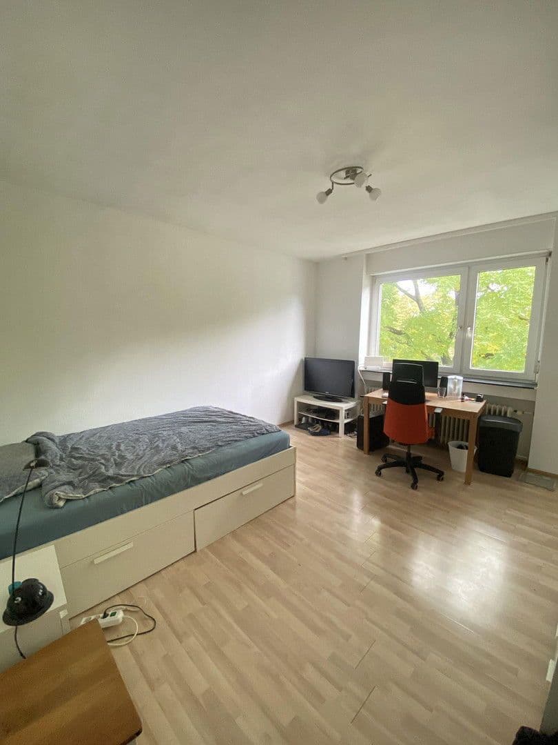 Pronájem bytu 1+1 29 m², Stresemannstraße 15, Karlsruhe, Bádensko-Württembersko Pronájem bytu 1+1 29 m², Stresemannstraße 15, Karlsruhe, Bádensko-Württembersko